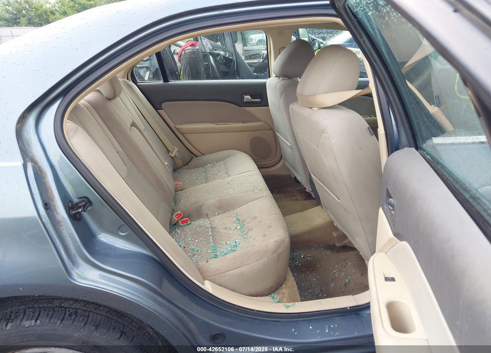 2011 FORD FUSION VIN: 3FAHP0HA4BR252760