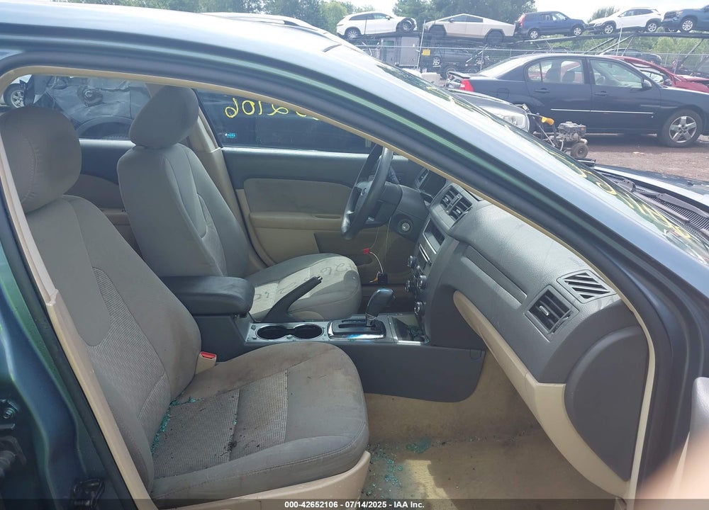 2011 FORD FUSION VIN: 3FAHP0HA4BR252760