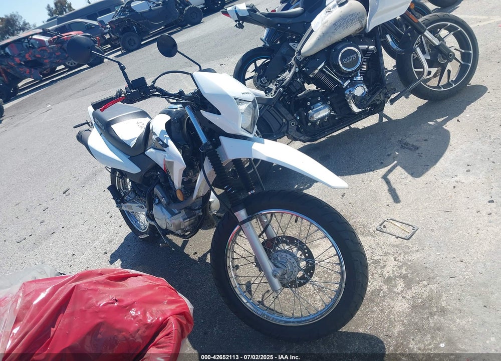 2023 HONDA XR150L E VIN: 3H1KD1319PD001657