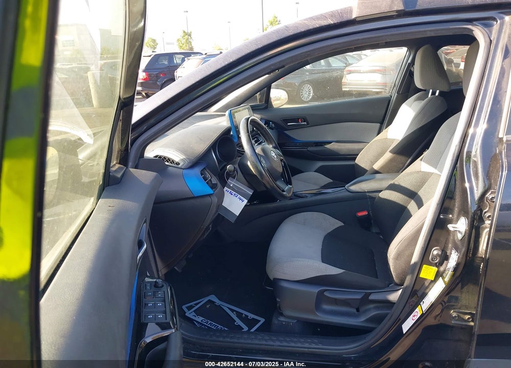 2019 TOYOTA C-HR VIN: JTNKHMBX8K1028804
