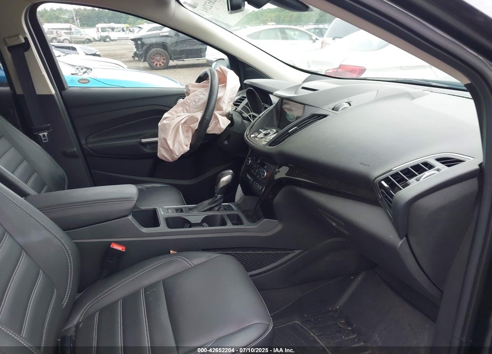 2018 FORD ESCAPE VIN: 1FMCU9J93JUB18374