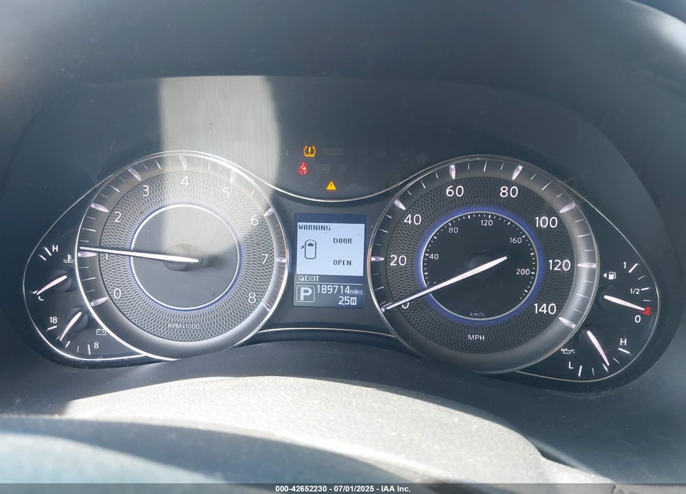 2014 INFINITI QX80 VIN: JN8AZ2NE9E9065544