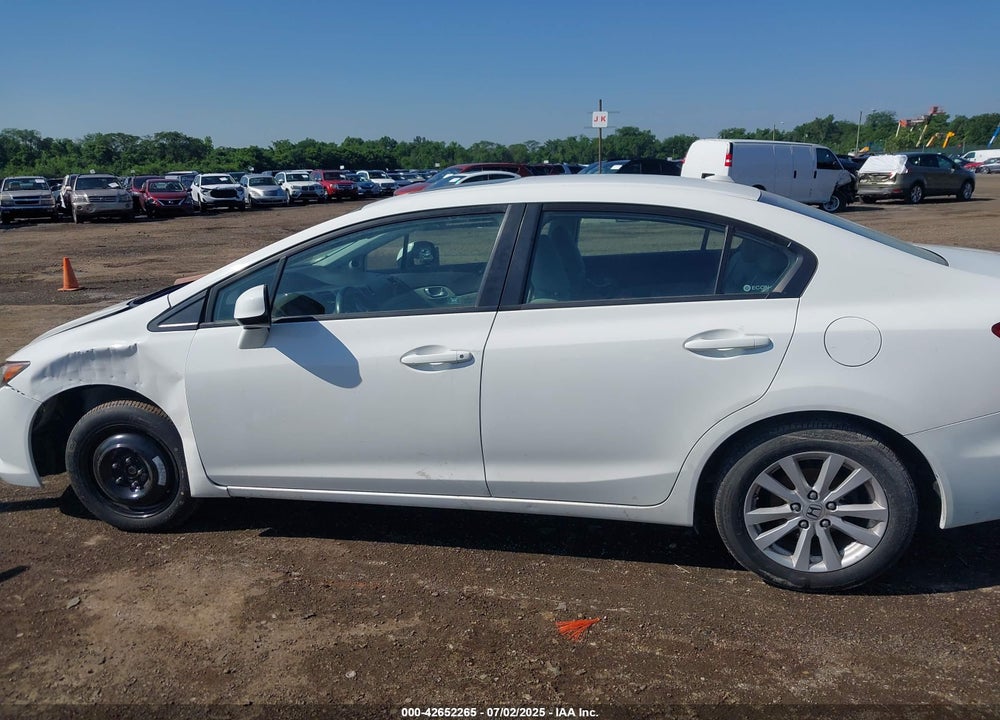 2012 HONDA CIVIC VIN: 19XFB2F8XCE031037