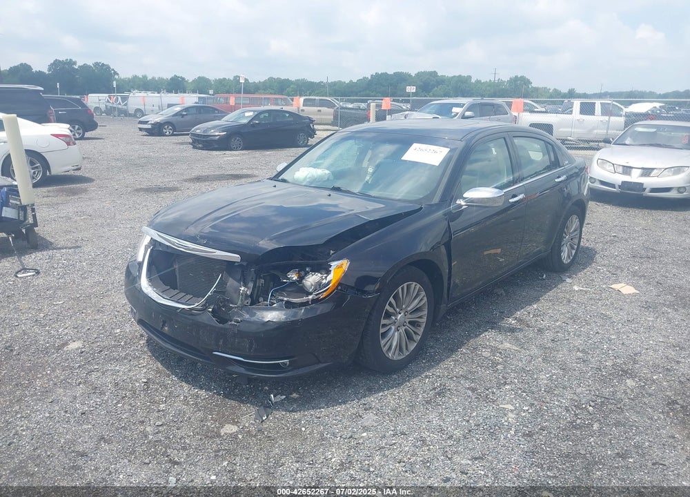 2013 CHRYSLER 200 VIN: 1C3CCBCG4DN632716