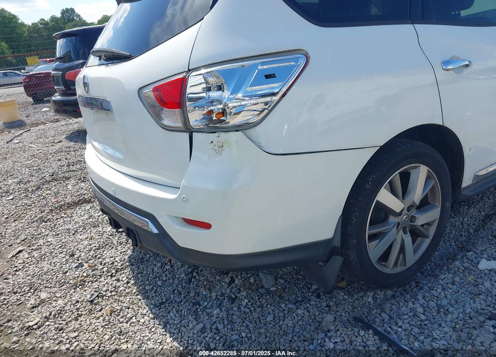 2013 NISSAN PATHFINDER VIN: 5N1AR2MN8DC680113