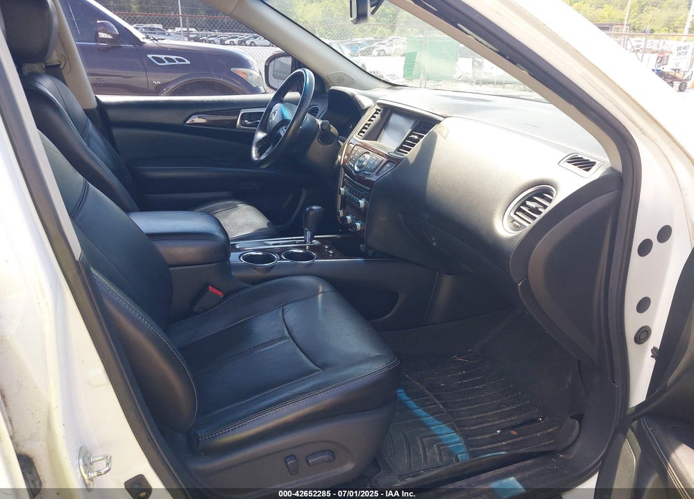 2013 NISSAN PATHFINDER VIN: 5N1AR2MN8DC680113