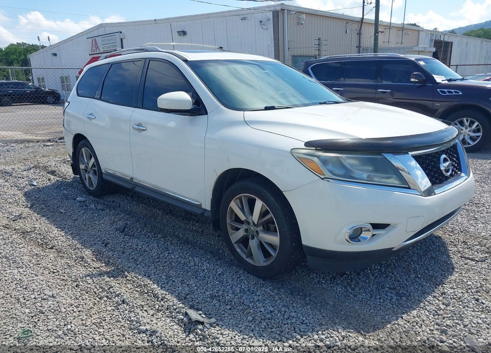2013 NISSAN PATHFINDER VIN: 5N1AR2MN8DC680113