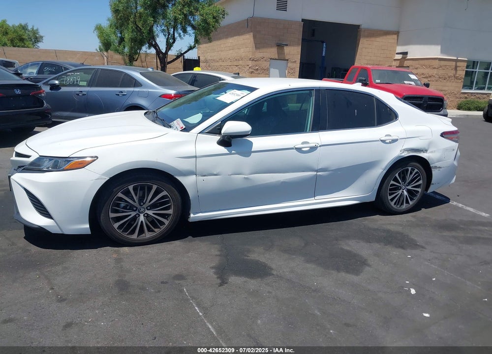 2019 TOYOTA CAMRY VIN: 4T1B11HK8KU786901