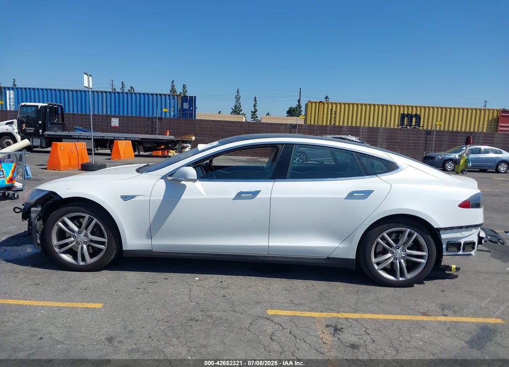 2015 TESLA MODEL S VIN: 5YJSA1H12FFP75919