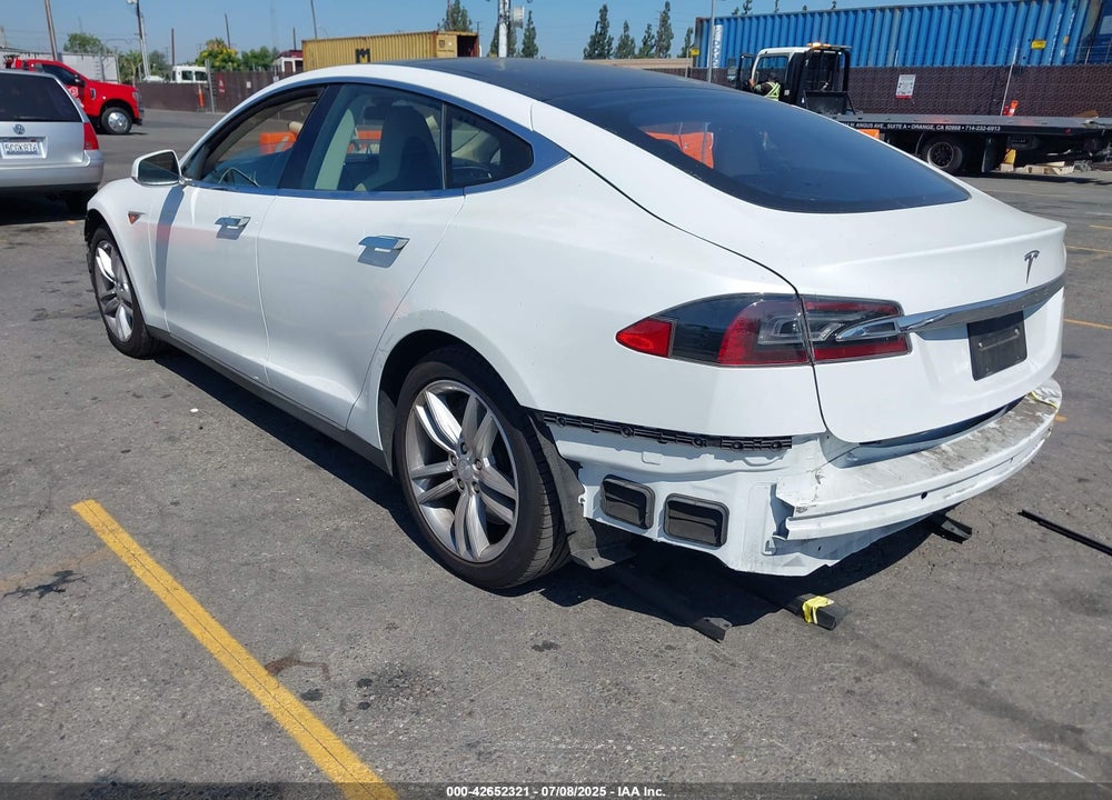 2015 TESLA MODEL S VIN: 5YJSA1H12FFP75919