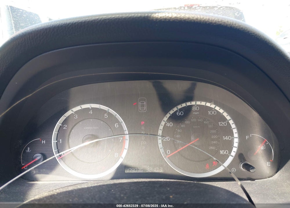 2008 HONDA ACCORD VIN: 1HGCP26428A020255
