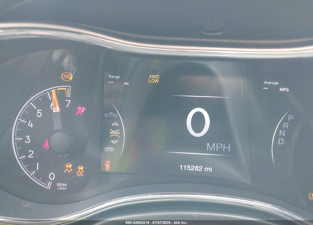 2019 JEEP GRAND CHEROKEE VIN: 1C4RJFAG0KC527864