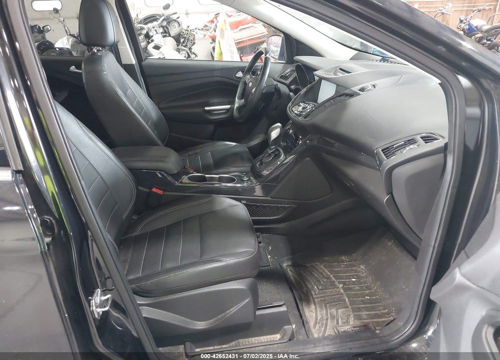 2014 FORD ESCAPE VIN: 1FMCU9J91EUE05198