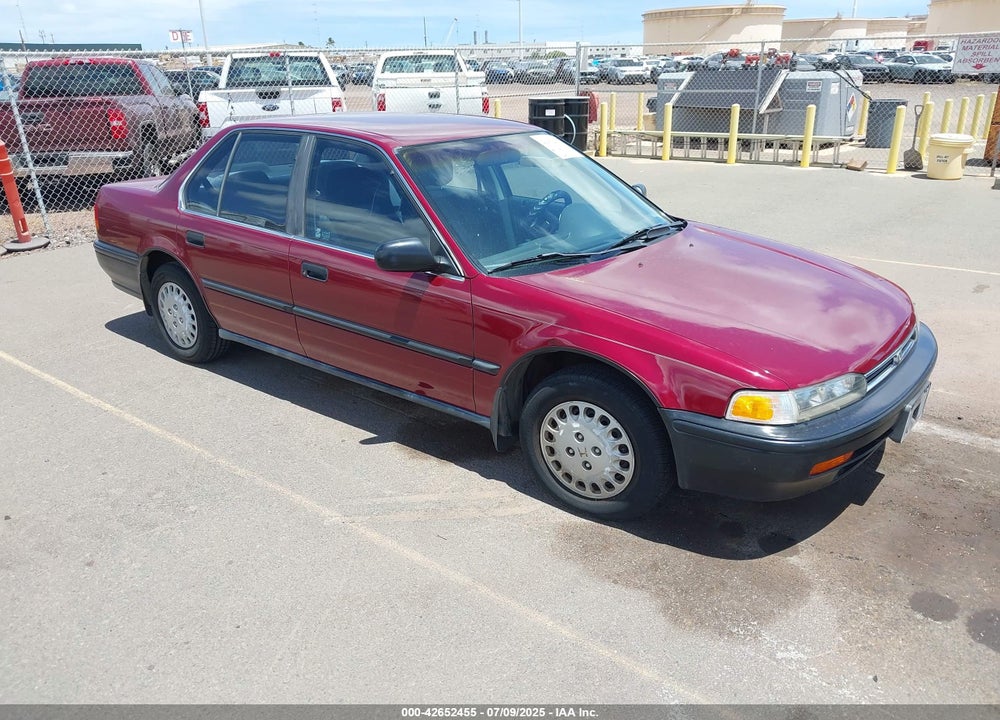 1993 HONDA ACCORD DX VIN: JHMCB7648PC018621