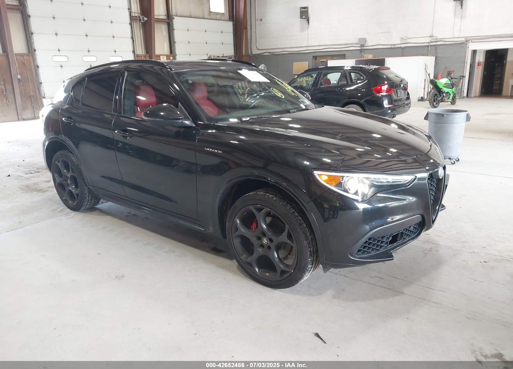 2022 ALFA ROMEO STELVIO VELOCE TI AWD VIN: ZASPAKBN1N7D24788