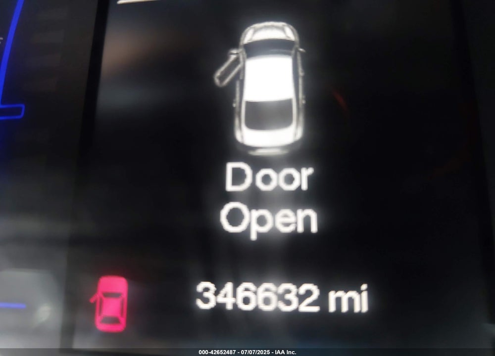 2015 CHRYSLER 200 VIN: 1C3CCCAB8FN743110