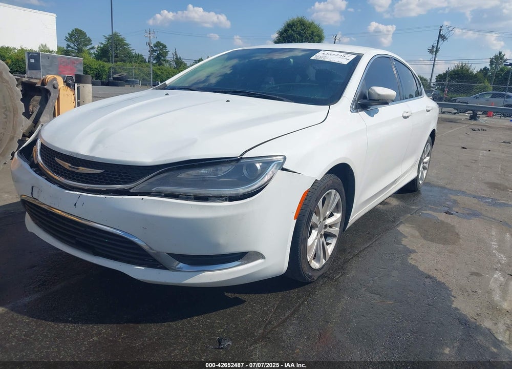 2015 CHRYSLER 200 VIN: 1C3CCCAB8FN743110