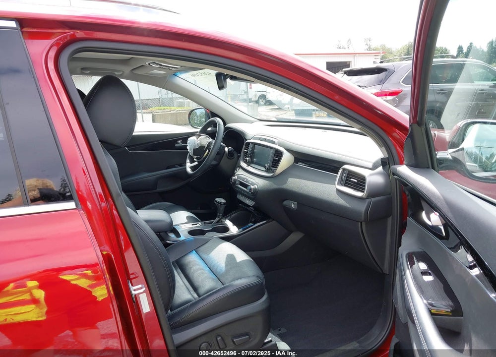 2019 KIA SORENTO VIN: 5XYPKDA52KG456704