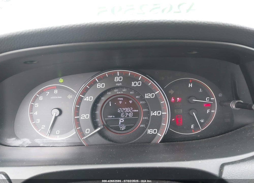 2015 HONDA ACCORD EX-L V-6 VIN: 1HGCT2B85FA005413