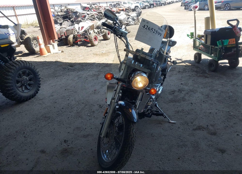 2002 YAMAHA XVS1100 A VIN: JYAVP11E22A031566