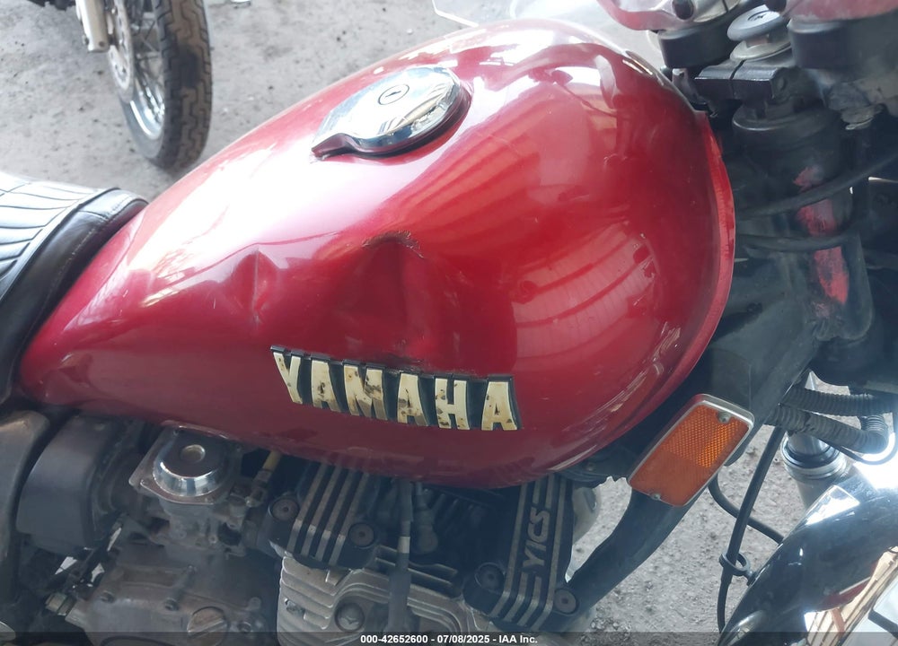 1982 YAMAHA XJ750 VIN: JYA15R004CA011569