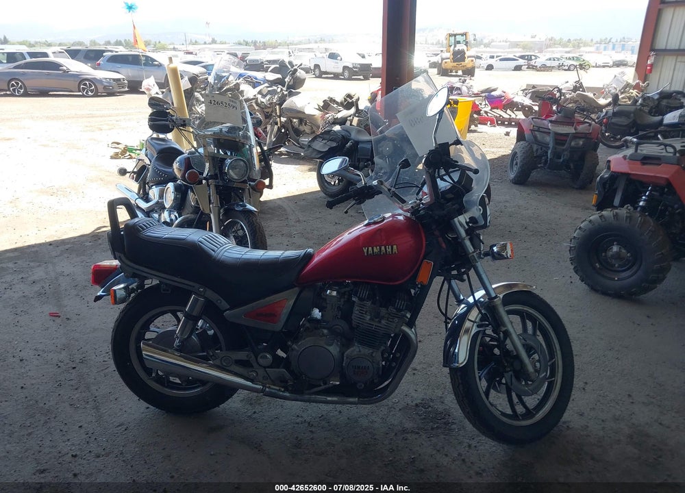 1982 YAMAHA XJ750 VIN: JYA15R004CA011569
