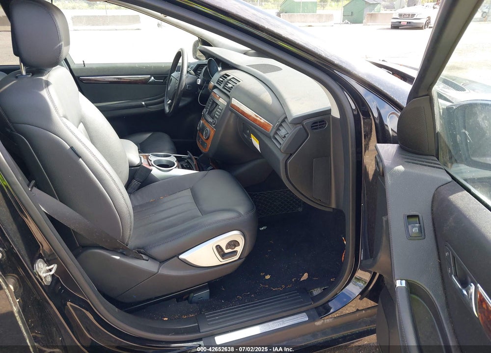 2006 MERCEDES-BENZ R 500 4MATIC VIN: 4JGCB75E96A025935