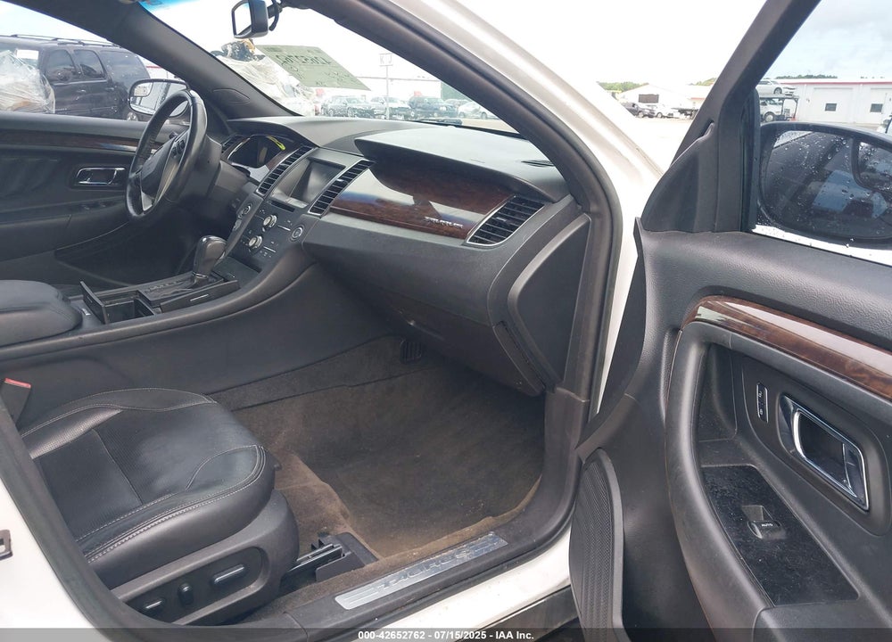 2014 FORD TAURUS LIMITED VIN: 1FAHP2F84EG179476