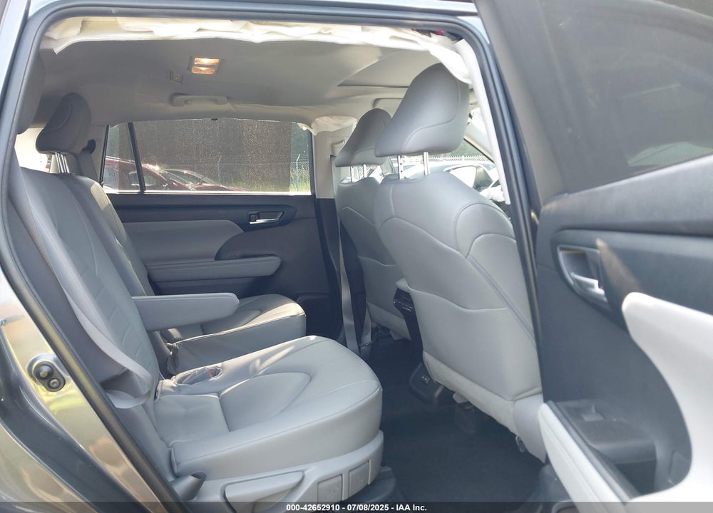2023 TOYOTA HIGHLANDER VIN: 5TDKBRCH0PS578180