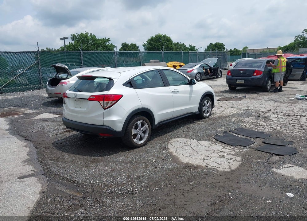 2022 HONDA HR-V VIN: 3CZRU6H31NM730897