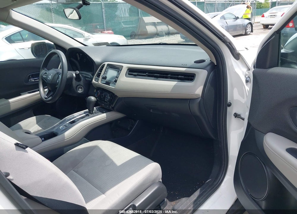 2022 HONDA HR-V VIN: 3CZRU6H31NM730897