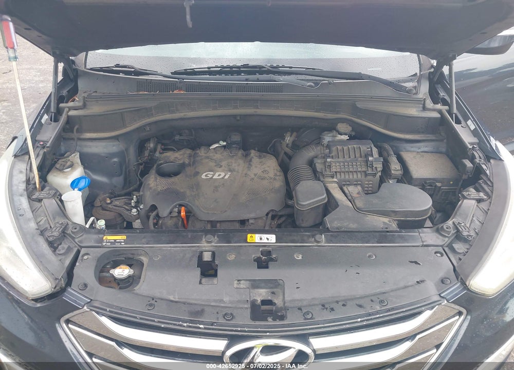 2013 HYUNDAI SANTA FE VIN: 5XYZU3LB2DG041739