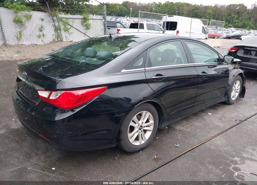 2013 HYUNDAI SONATA VIN: 5NPEB4ACXDH659552