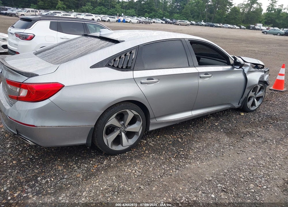 2018 HONDA ACCORD TOURING 2.0T VIN: 1HGCV2F91JA036535