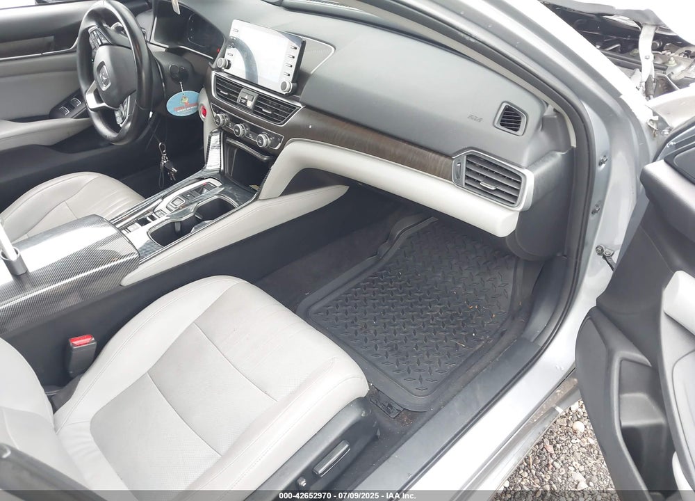 2018 HONDA ACCORD TOURING 2.0T VIN: 1HGCV2F91JA036535