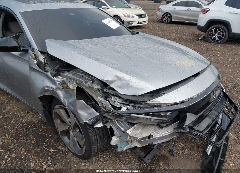 2018 HONDA ACCORD TOURING 2.0T VIN: 1HGCV2F91JA036535
