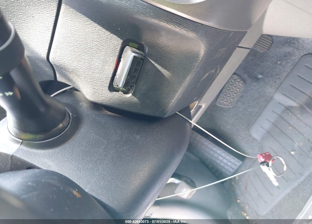 2008 TOYOTA PRIUS TOURING VIN: JTDKB20U183403366
