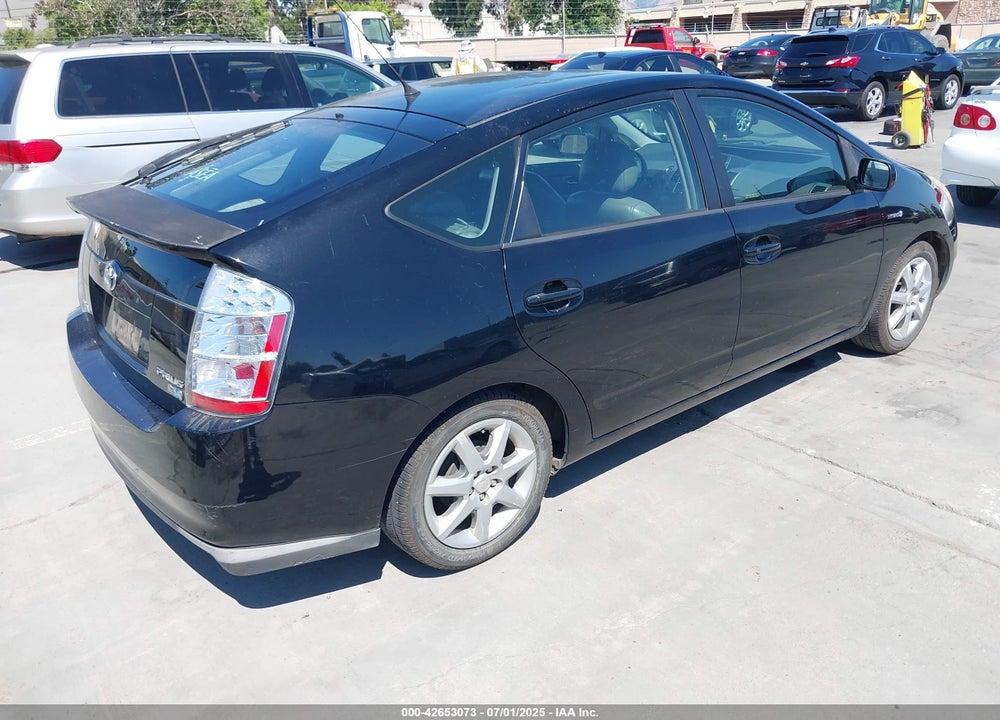 2008 TOYOTA PRIUS TOURING VIN: JTDKB20U183403366