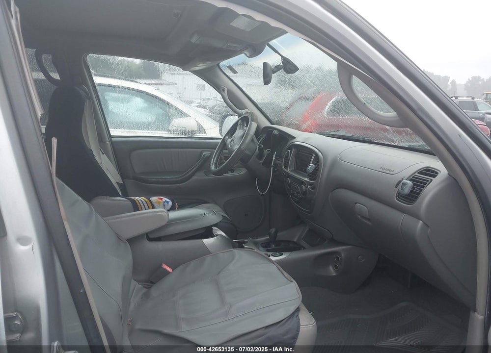2002 TOYOTA SEQUOIA LIMITED V8 VIN: 5TDBT48A02S078525