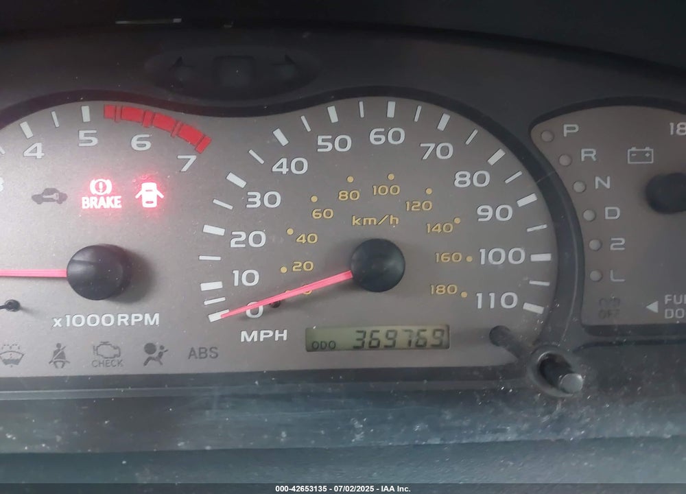 2002 TOYOTA SEQUOIA LIMITED V8 VIN: 5TDBT48A02S078525
