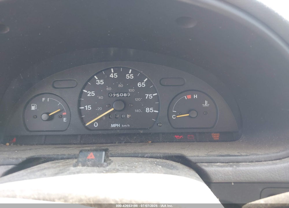 1999 CHEVROLET METRO LSI VIN: 2C1MR5222X6710860