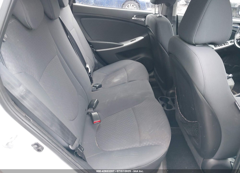 2013 HYUNDAI ACCENT VIN: KMHCU5AE2DU131918
