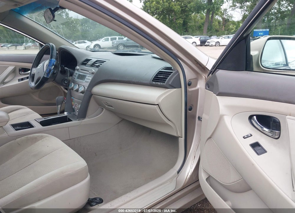 2009 TOYOTA CAMRY VIN: 4T4BE46K89R127743