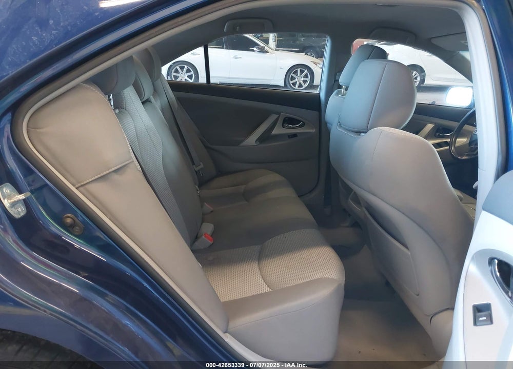 2011 TOYOTA CAMRY SE VIN: 4T1BF3EK8BU600159