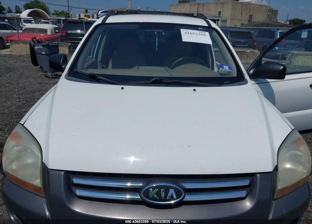 2008 KIA SPORTAGE VIN: KNDJE723187518711