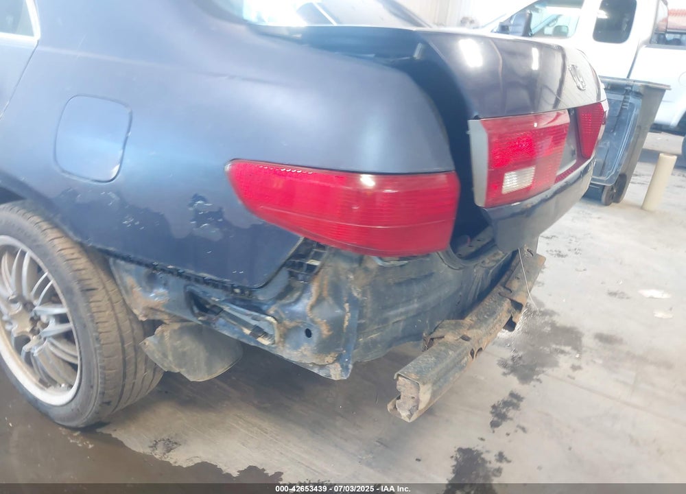 2005 HONDA ACCORD 2.4 LX VIN: JHMCM56425C004015