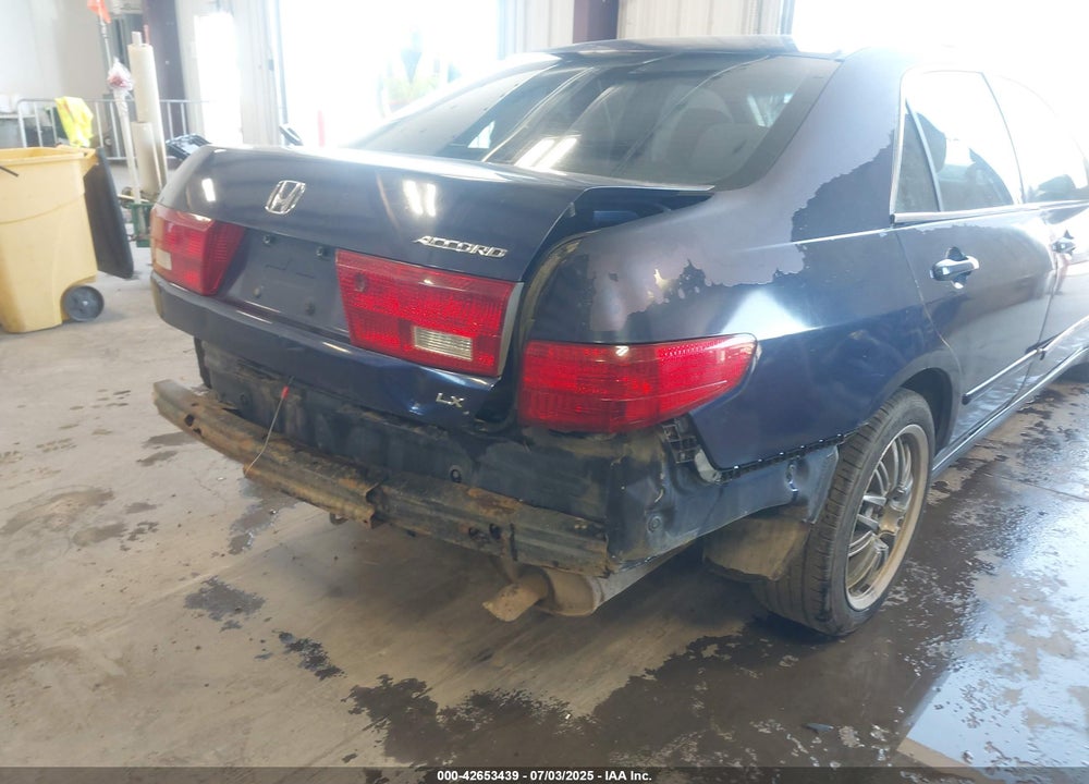 2005 HONDA ACCORD 2.4 LX VIN: JHMCM56425C004015