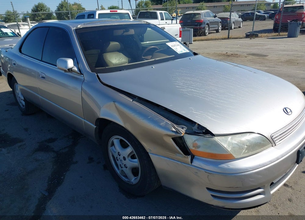 1994 LEXUS ES 300 VIN: JT8GK13T1R0069179