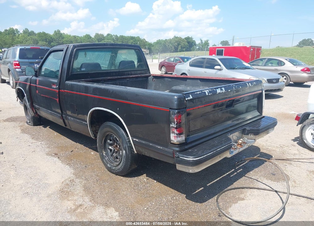 1993 CHEVROLET S TRUCK S10 VIN: 1GCCS14R8P8117858