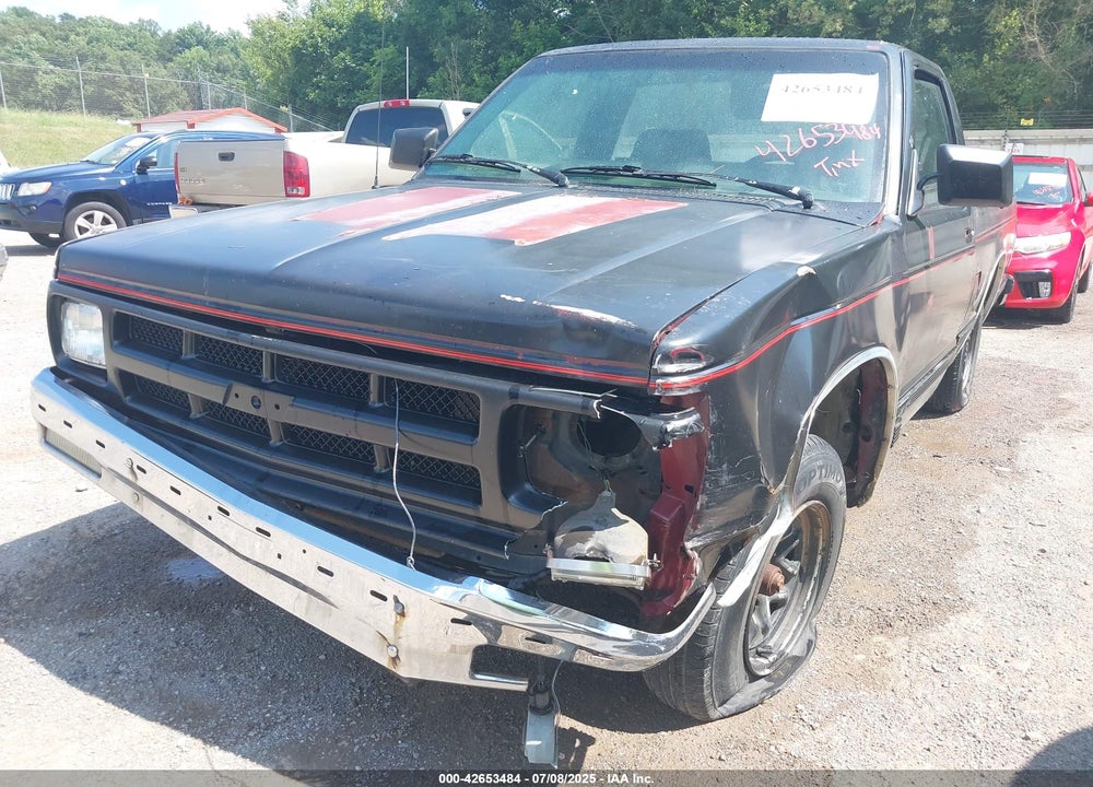 1993 CHEVROLET S TRUCK S10 VIN: 1GCCS14R8P8117858